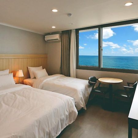 Sea Stay Yangyang Exteriör bild